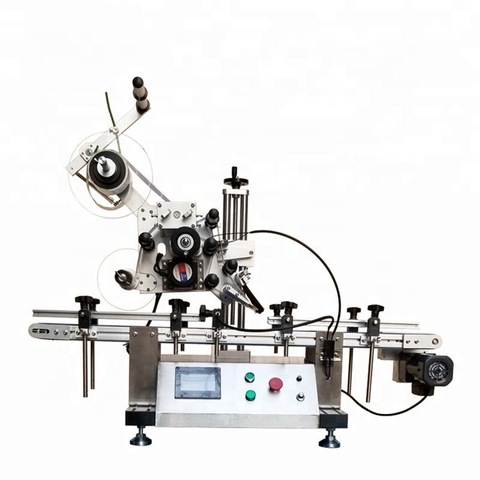 Gläser Flaschenetikettiermaschine mit drei Aufklebern